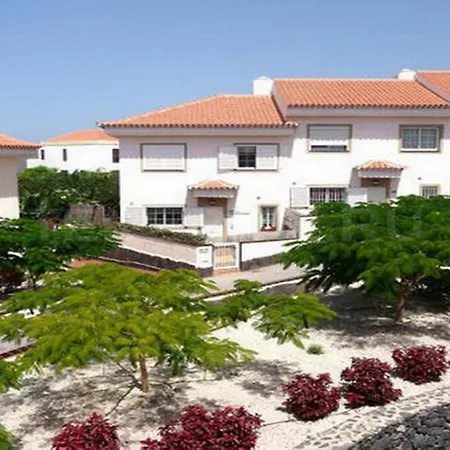 Lovely With Pool In * Чайофа